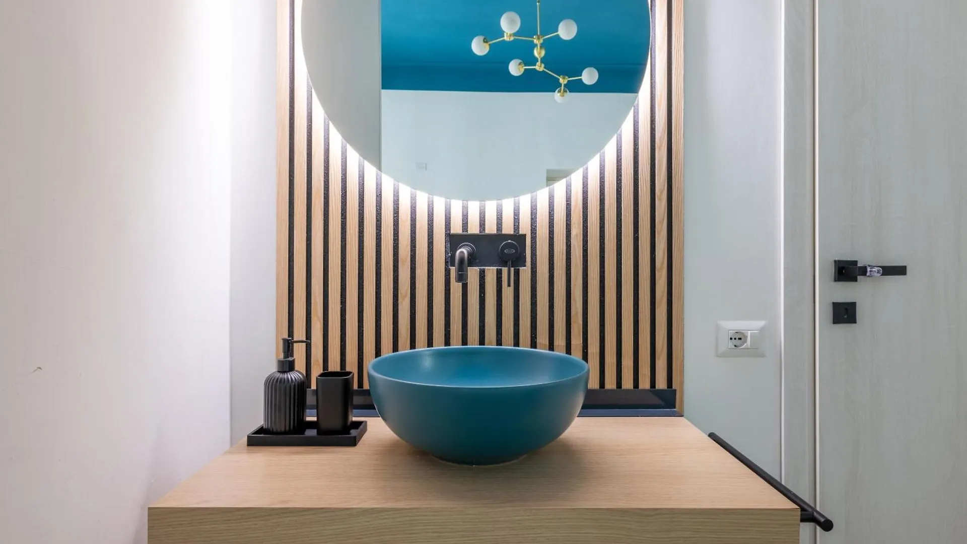 Labicana Apt - Colosseum Rome Apartment